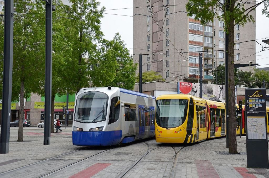 Le tram-train et le tram au centre-ville de Mulhouse